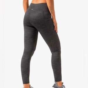 Mondetta Brushed Jacquard Legging. Gray/Black. Small.